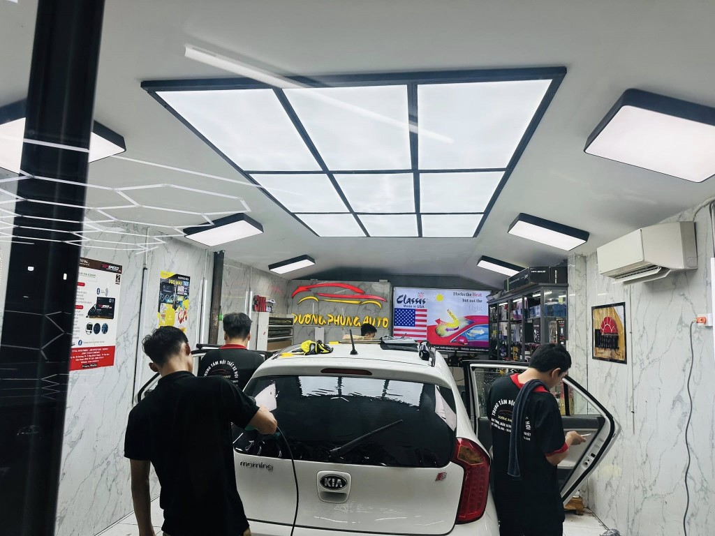 DÁN FILM CÁCH NHIỆT CHO XE HƠI TẠI THỦ ĐỨC DÁN FILM CÁCH NHIỆT CHO XE HƠI TẠI THỦ ĐỨC