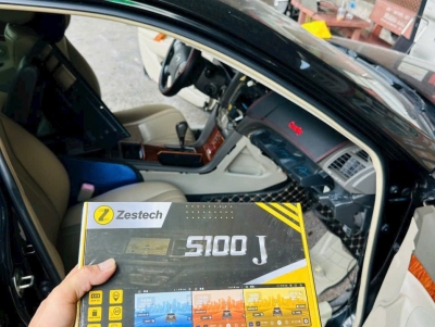 Màn Hình Android Zestech S100J trên xe Toyota Camry