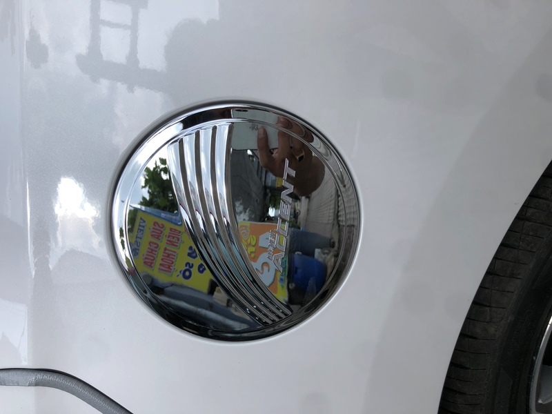 Nắp xăng xe hyundai acsen 2019