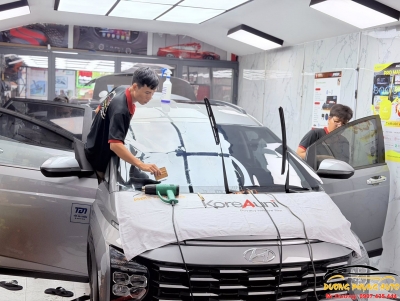 Dán phim cách nhiệt koreauni xe hyundai stargazer