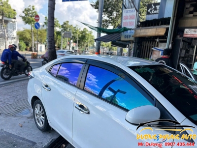 Dán phim cách nhiệt đổi màu trên xe Toyota Vios 2019
