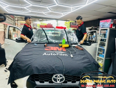 Dán phim cách nhiệt cho xe Toyota Hilux 2023 tại tphcm
