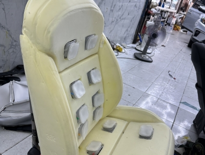 Độ ghế massage cho xe Honda BR-V 2023