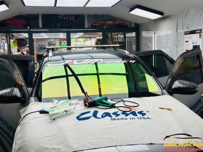 Dán Phim Cách Nhiệt Đổi Màu Ceramic Cho Toyota Fortuner