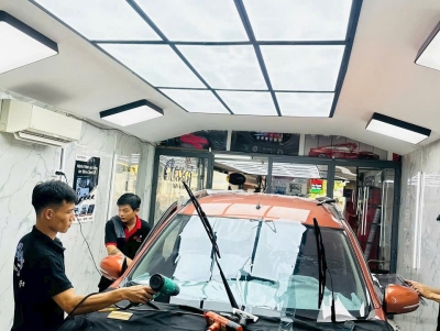 Dán phim cách nhiệt 3M Crystalline cho xe suzuki