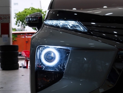 Lắp đèn bi xenon led mí xe mitsumitsi xpander 2019