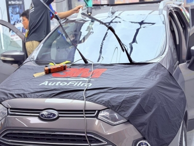 Dán phim cách nhiệt 3M Crystalline xe Ford Ecosport