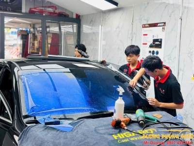 Dán phim cách nhiệt đổi màu cho xe Kia K3 tại Thủ Đức