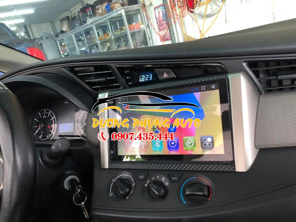 màn hình android 10inl cho xe toyota innova 2018