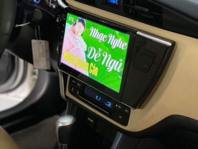 màn hình android cho xe toyota altis 2020