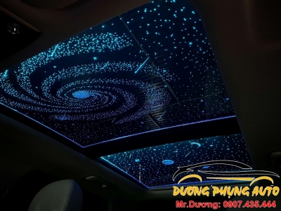 dán film cách nhiệt cửa sổ trời có led trần sao cho xe hơi 