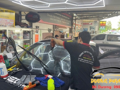 Phim cách nhiệt xe hơi