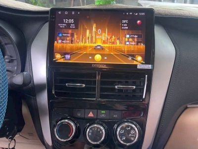Màn hình ZESTECH S100 J Lắt Trên Toyota Yaris 