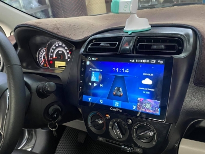 màn hình android oled pro xe mitsubishi attrage 2020