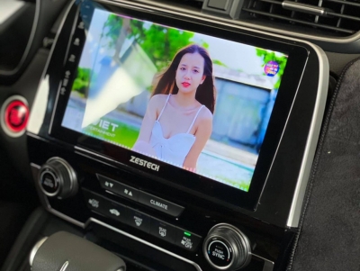 màn hình androi zestech z500 cho xe honda CRV 2020