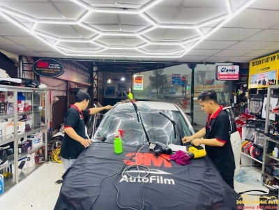  phim cách nhiệt 3M cho xe Mazda2 